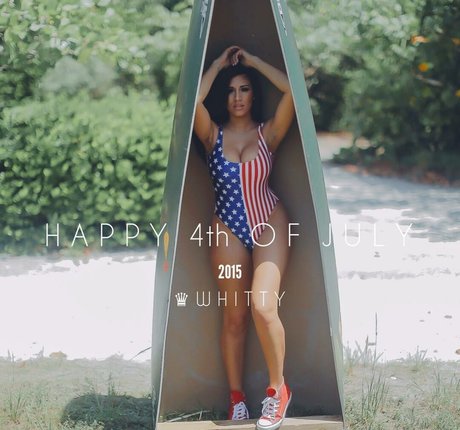 垂れ下がった熟女OnlyFans ポルノグラフィック 画像