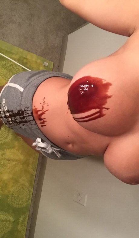 Jazmine r アートモデル 写真