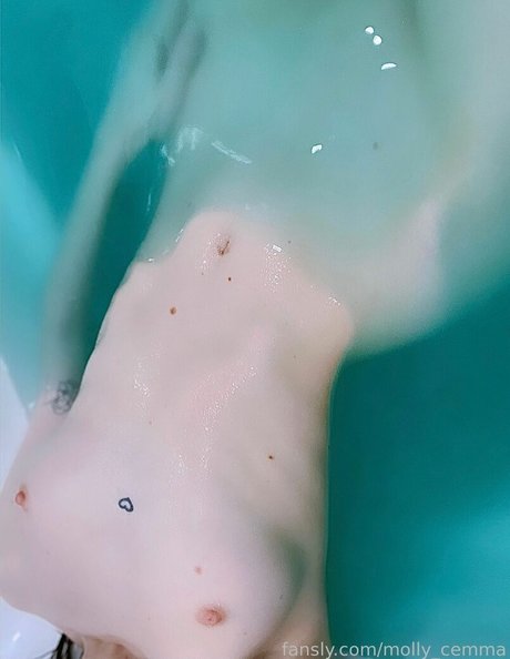 Molly cemma HDポルノスター 写真