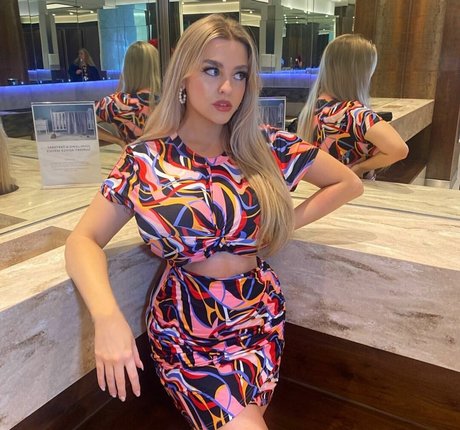 アジア人の精液OnlyFans ヌード ギャラリー