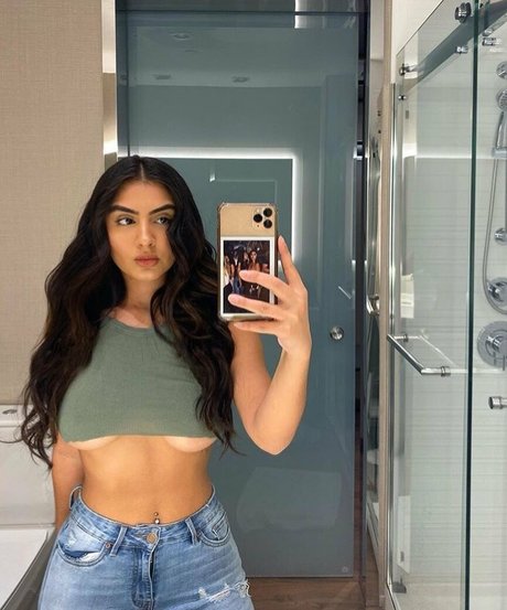 jermainecolee セクシー女優 写真