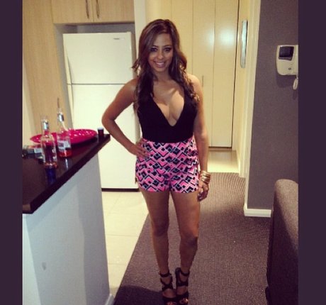 アジアン・エボニー・オンリーファンズ ベスト 写真