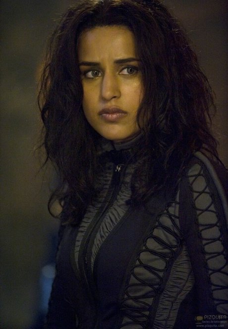 Agam Darshi スター ヌード 画像