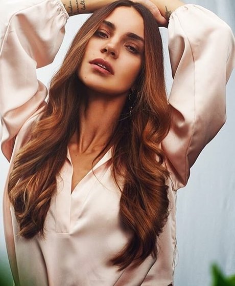 男性TikTokスターOnlyFans ポルノ 画像