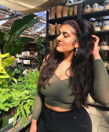 ヴィゴ・オンリーファンズ ヌード ギャラリー