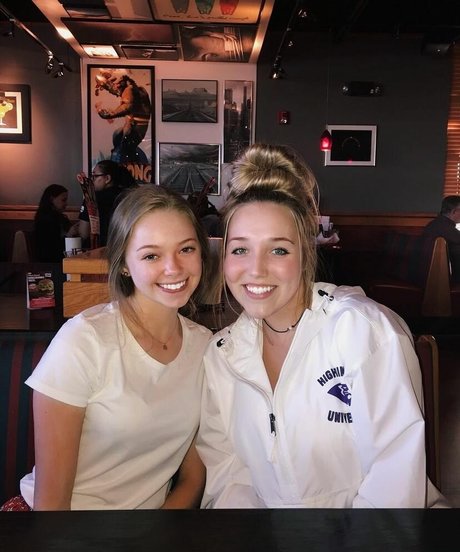 足フェチオンリーファンズ アートポルノ 写真