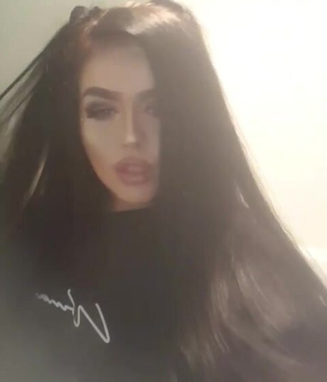 大きな黒い猫OnlyFans 無料アダルト 画像