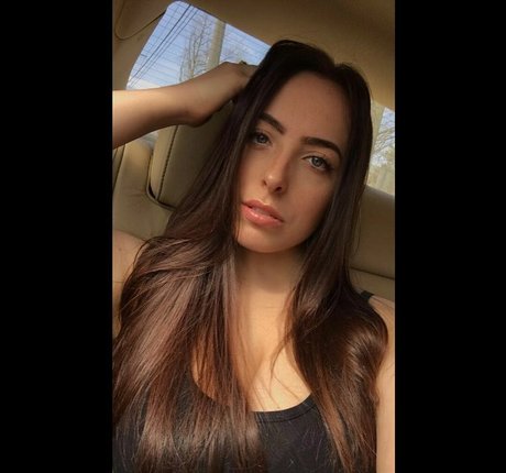 Sydney Martichuski 無料モデル アーカイブ