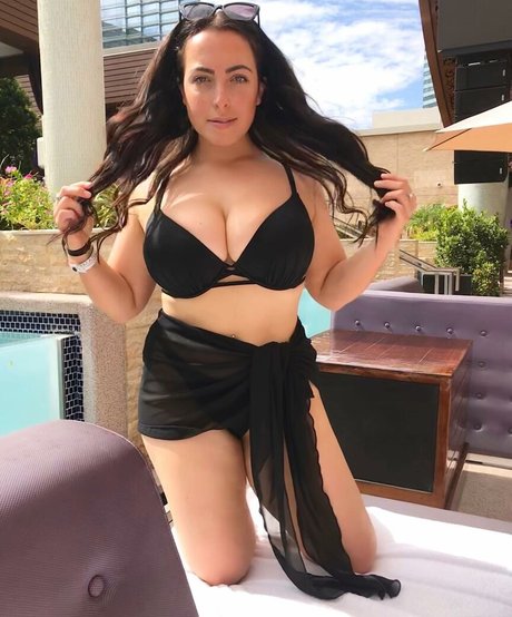 Sydney Martichuski 美しいスター アーカイブ