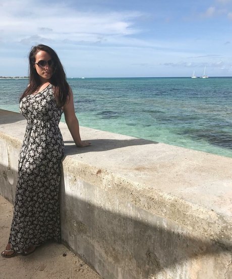 Sydney Martichuski かわいいポルノスター ギャラリー