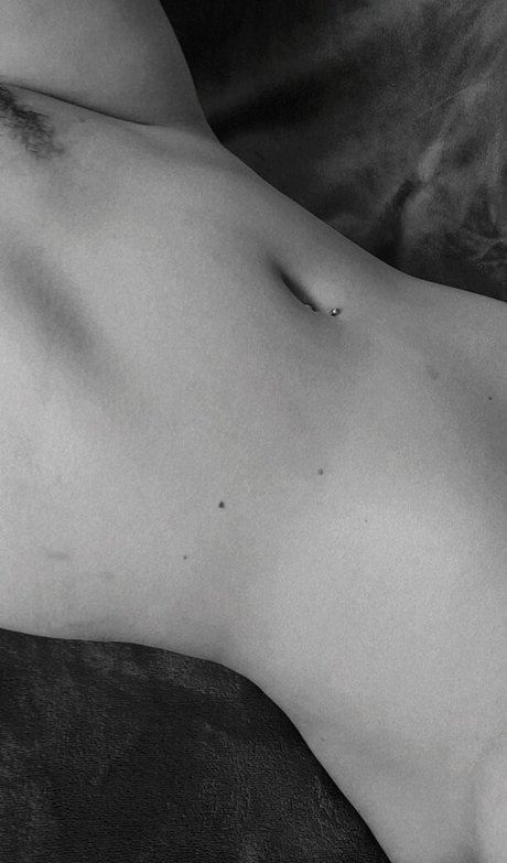 セクシーなドレスOnlyFans 無料ポルノ 写真