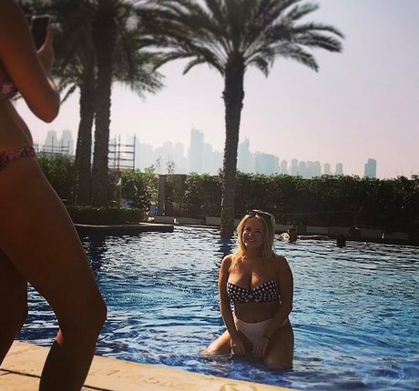 OnlyFansの交換 可愛い アーカイブ