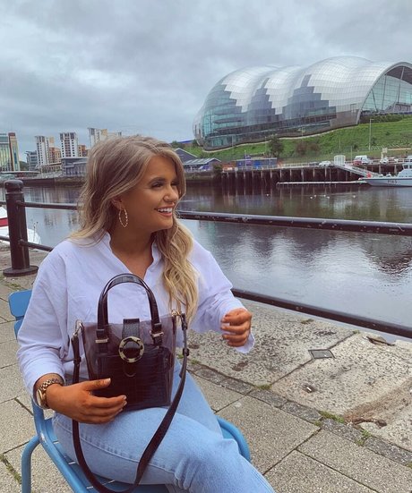 黒檀の猫オンリーファンズ xxx 画像