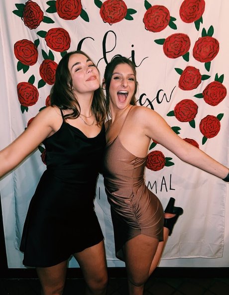 18歳以下の無料OnlyFans エロ 画像