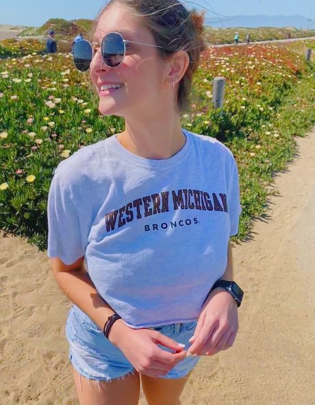 Efiyenia Stavropoulos セクシーモデル 画像