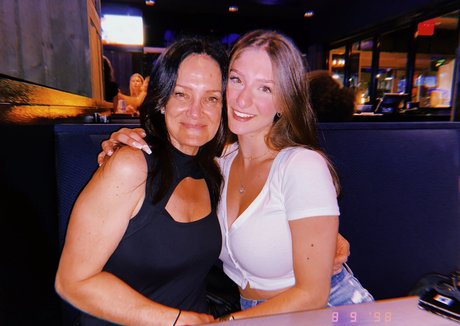 Efiyenia Stavropoulos ヌードのポルノスター 画像