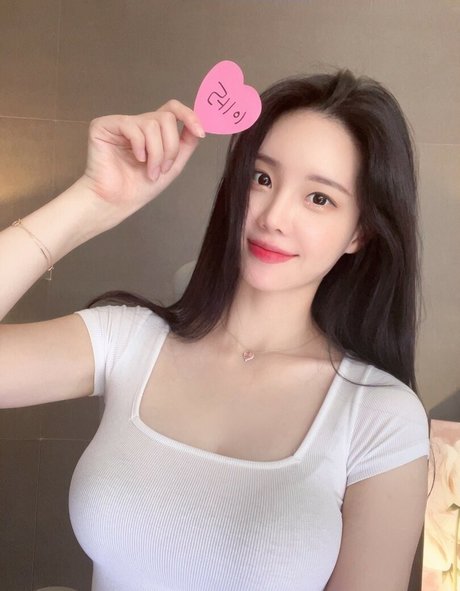 tamimi 女優 写真