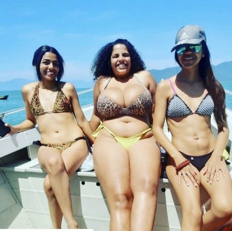 Mayla Coimbra 無料のスター 画像