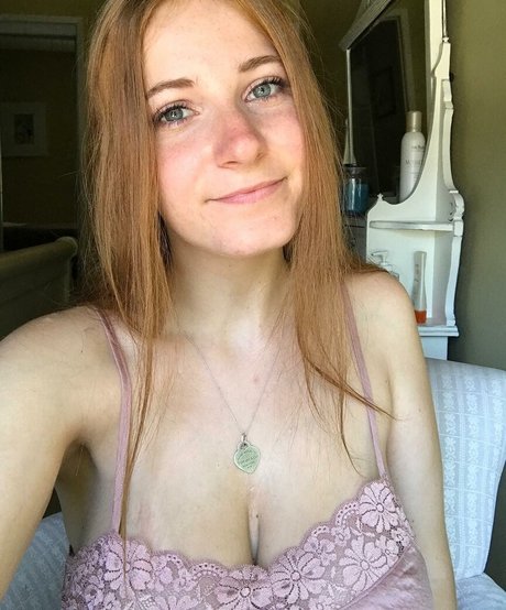 アジアのティーンオンリーファン アダルト 写真