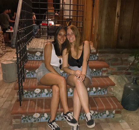 小柄なティーンオンリーファン 無料セックス 画像