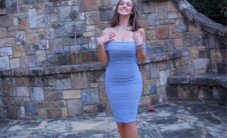 小さなオンリーファンズ ホットセックス 写真