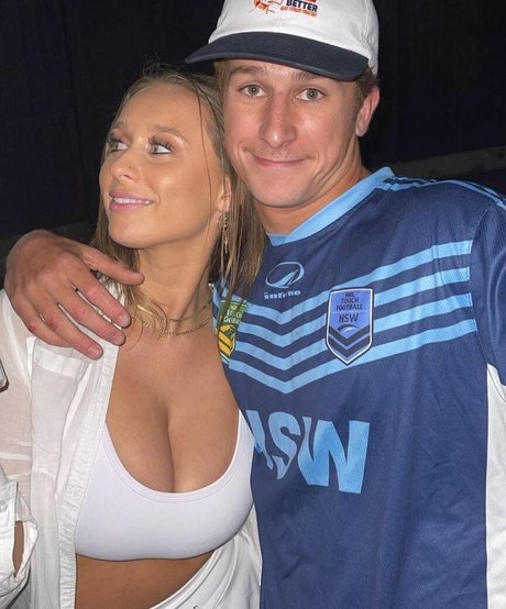 Alex Andrews ヌードスター 写真