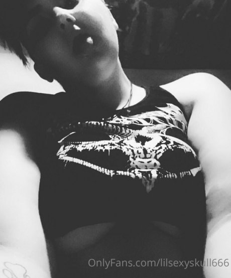 Skylar Rose Zombiez アート女優 画像