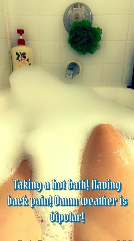 Skylar Rose Zombiez xxxスター 写真