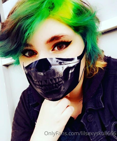 Skylar Rose Zombiez セクシーなスター 写真