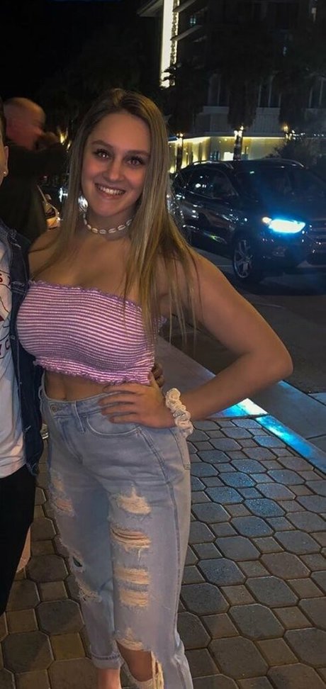 Gracie Diewald ポルノスター ベスト 写真