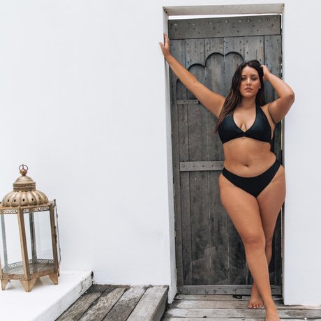 Yasmine MInovski 高品質モデル アーカイブ