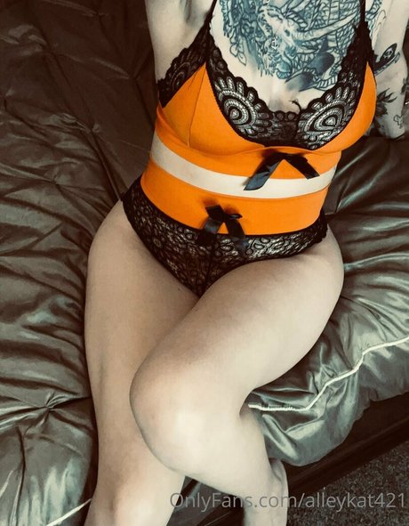 ラテン系ティーンオンリーファンズ えろ 写真