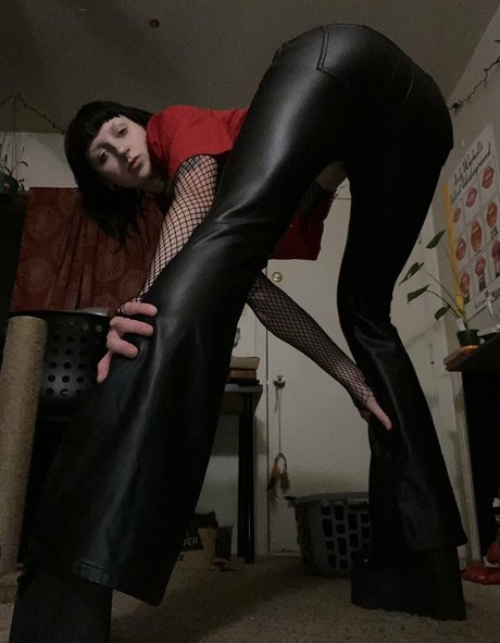 gothbimboxxx ホットなポルノスター 画像