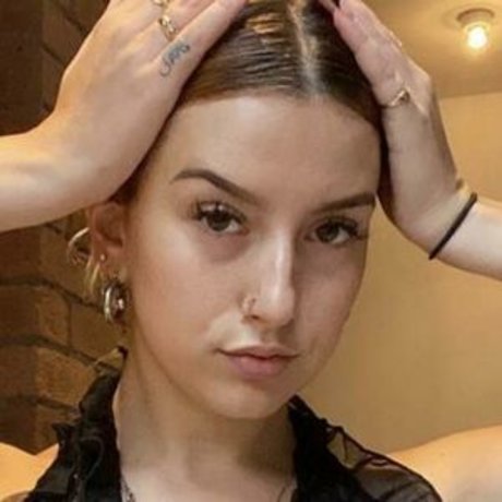 Bek Ellen ポルノスター パーフェクト 写真