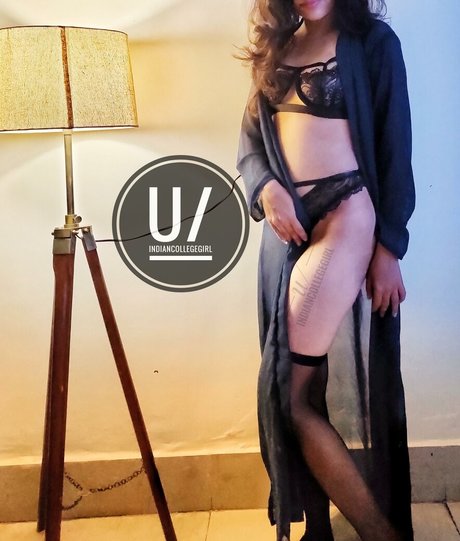 Indiancollegegirl 独占スター 写真
