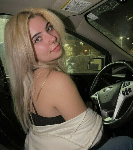 Xohailie 裸モデル 写真