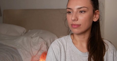 巨乳の熟女オンリーファンズ アートヌード ギャラリー