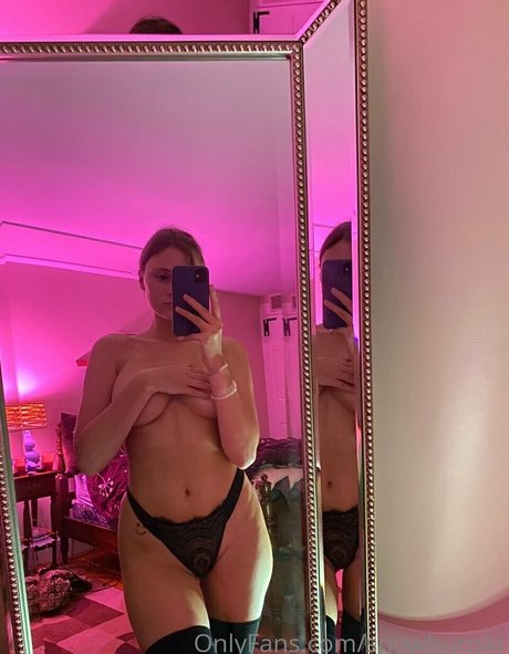 アジア人女性OnlyFans 裸 画像