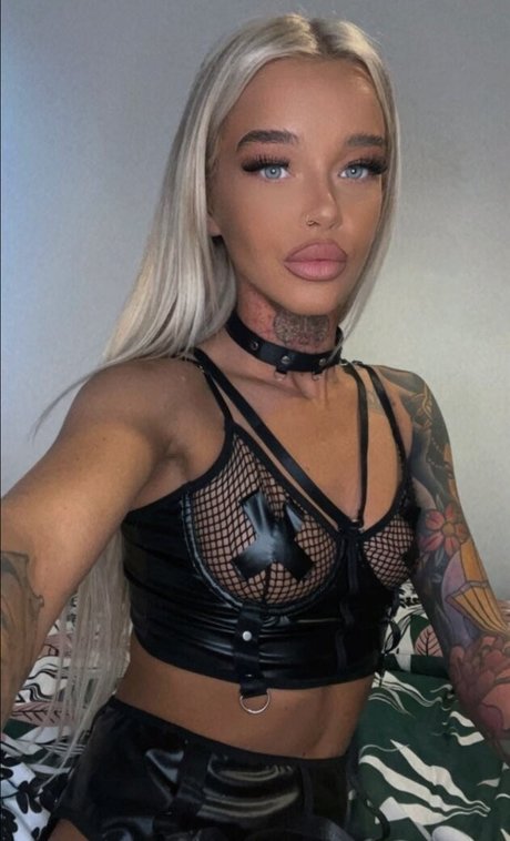 Emma Jane Donald かわいいモデル 写真