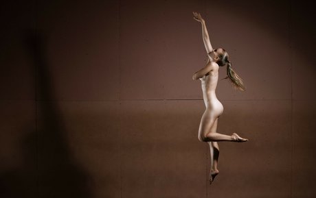 AliceTheFreak トップポルノスター 写真