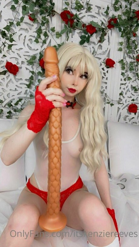 ママの足OnlyFans ポルノ 写真