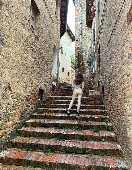 大きな乳首オンリーファンズ エロ 写真