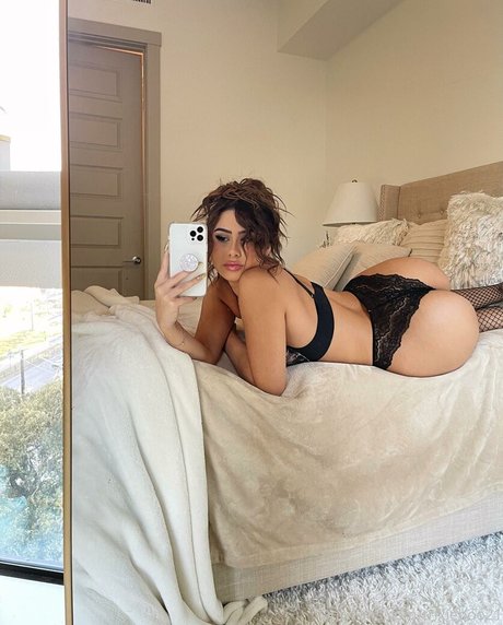 trixieboo21 独占女優 画像