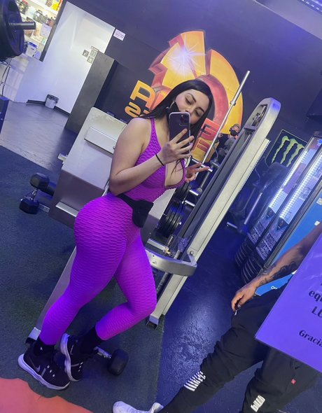 熟女妻オンリーファンズ 無料 画像