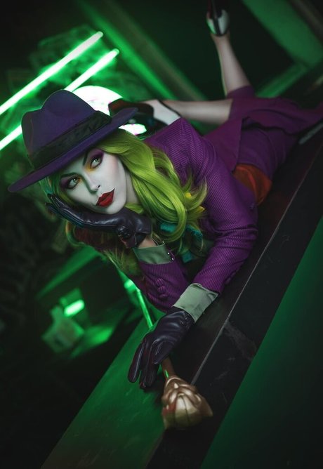 JOIティーンオンリーファンズ セクシー 画像