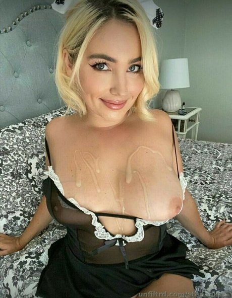 Stepanka アダルトモデル 写真