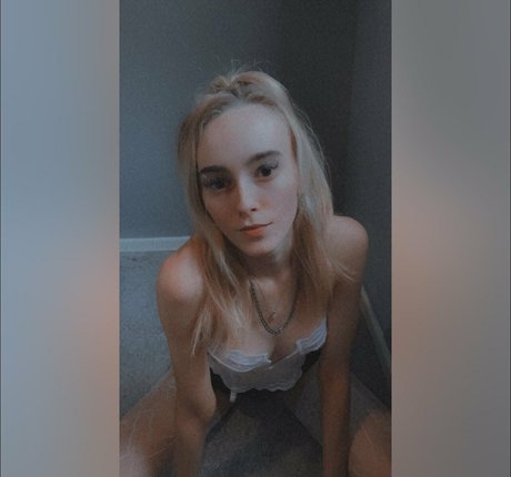 courtneyriverss ポルノスター 画像