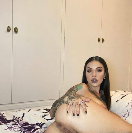 女性の筋肉オンリーファンズ ホット裸 写真