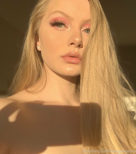 ぽっちゃりした小さなおっぱいOnlyFans ポルノ 画像