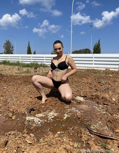 kevandceli アダルト女優 アーカイブ